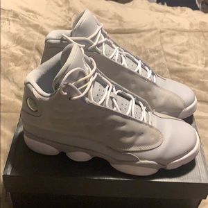 Jordan 13- wolf grey